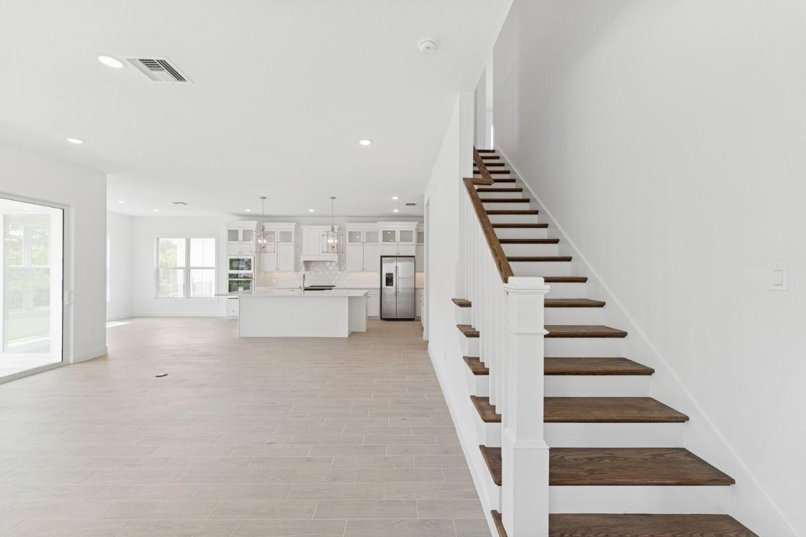 SALERNO RESERVE AT SHOWCASE PUD - Residential