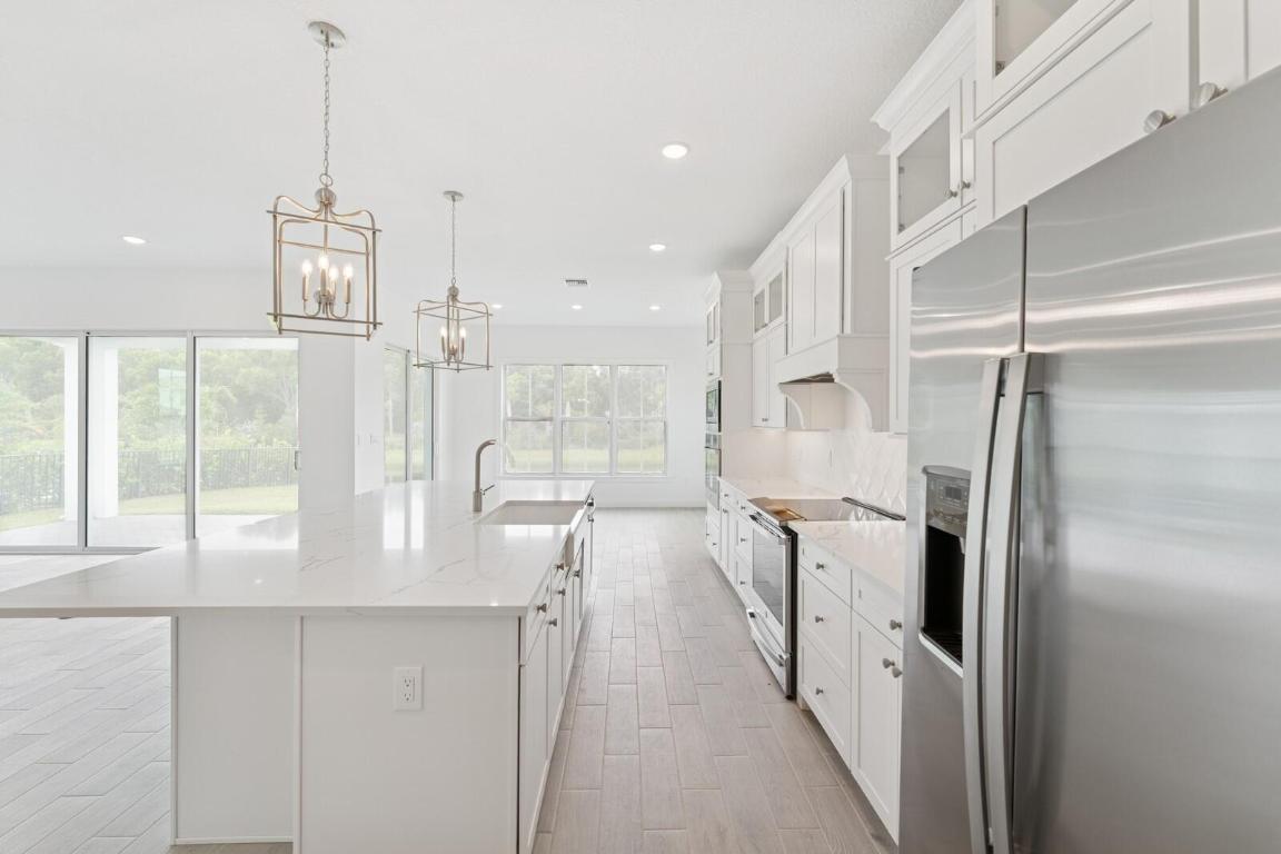 SALERNO RESERVE AT SHOWCASE PUD - Residential