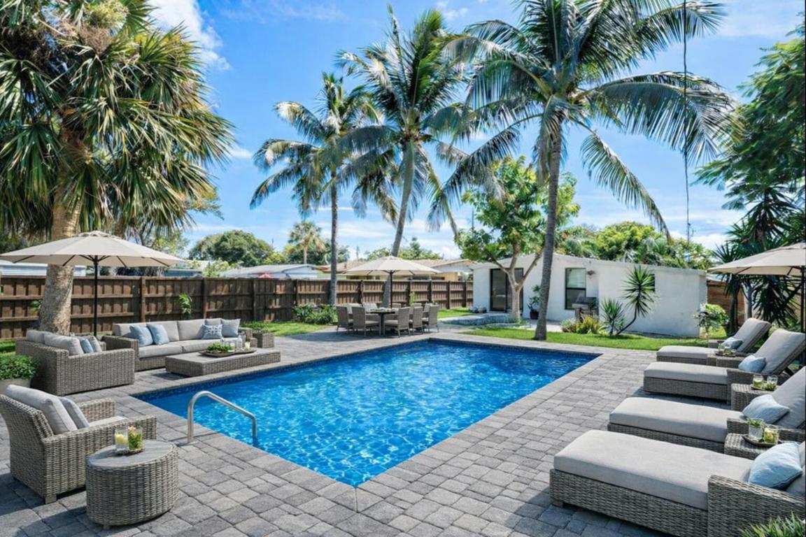 DELRAY MNR - Residential