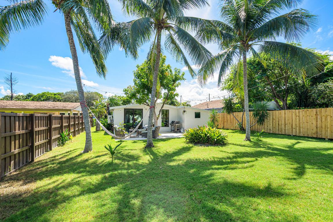 DELRAY MNR - Residential