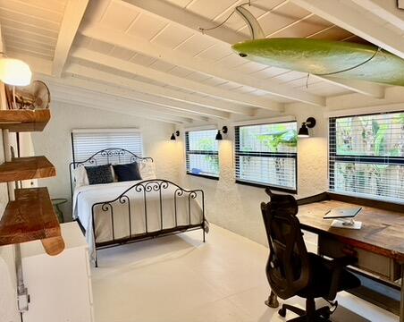 DELRAY MNR - Residential