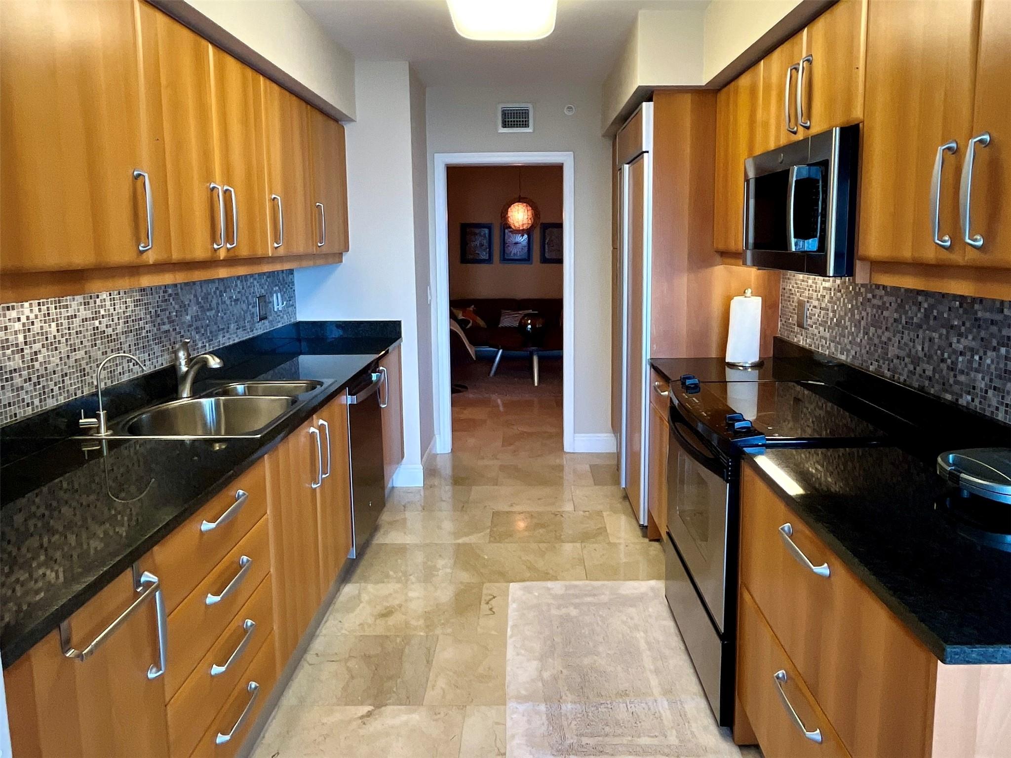 Oceania V Condo - Residential Lease