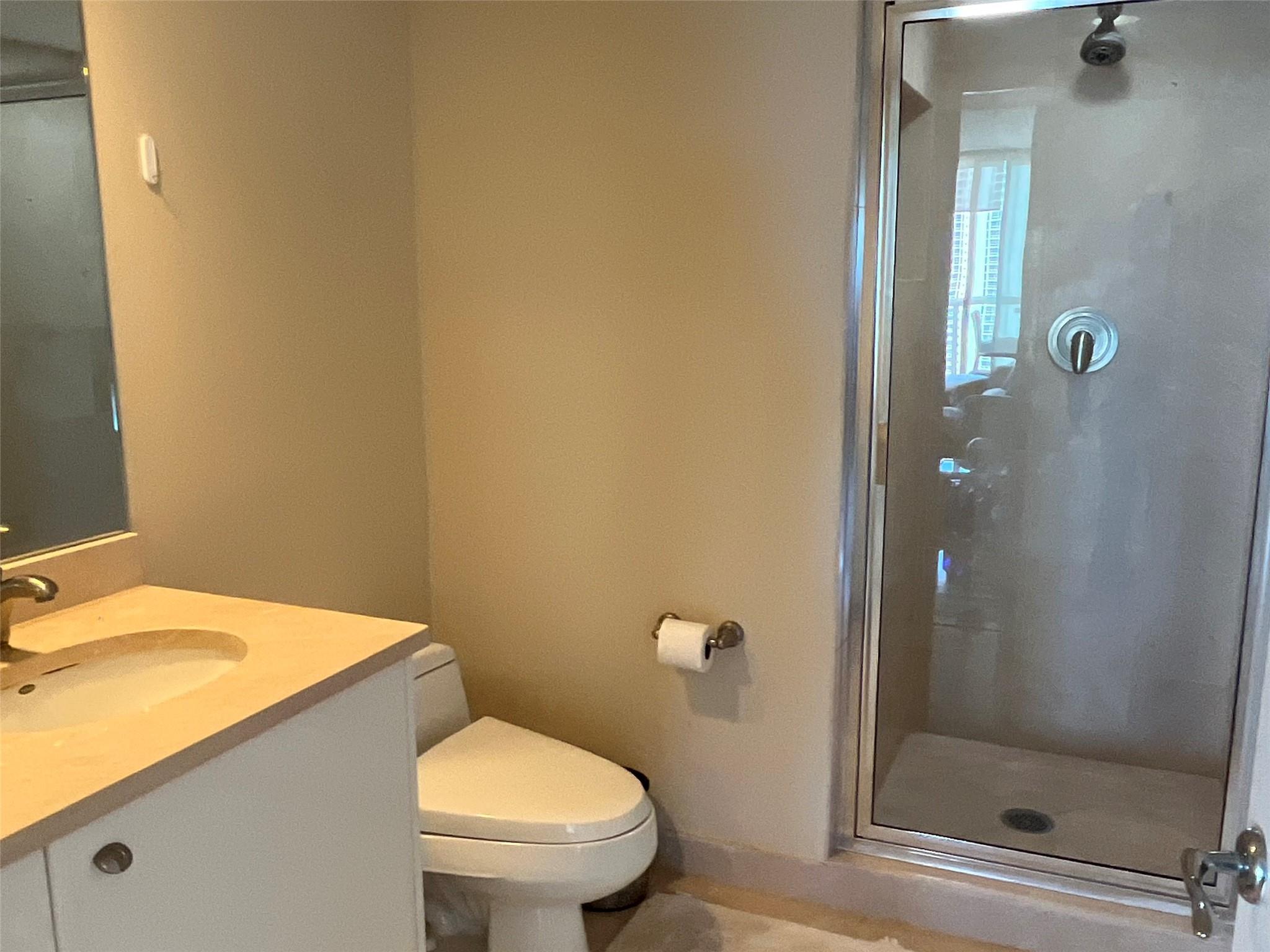 Oceania V Condo - Residential Lease