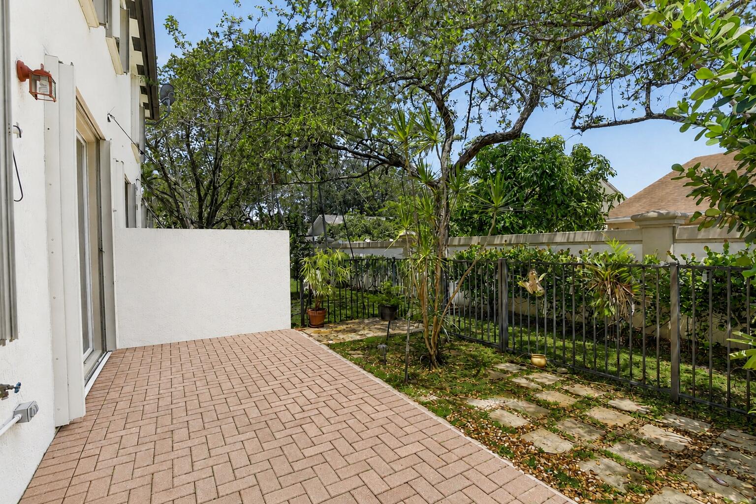 DARLINGTON PARK - Residential