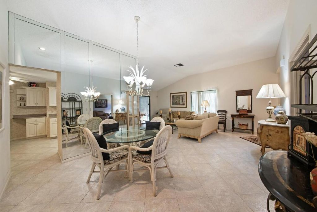 Photo of 10178 Chestwood Road, Boynton Beach, FL 33437 (MLS # R10972735)