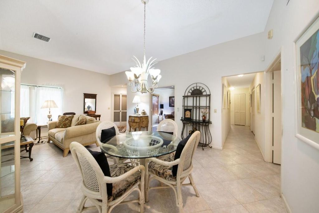 Photo of 10178 Chestwood Road, Boynton Beach, FL 33437 (MLS # R10972735)