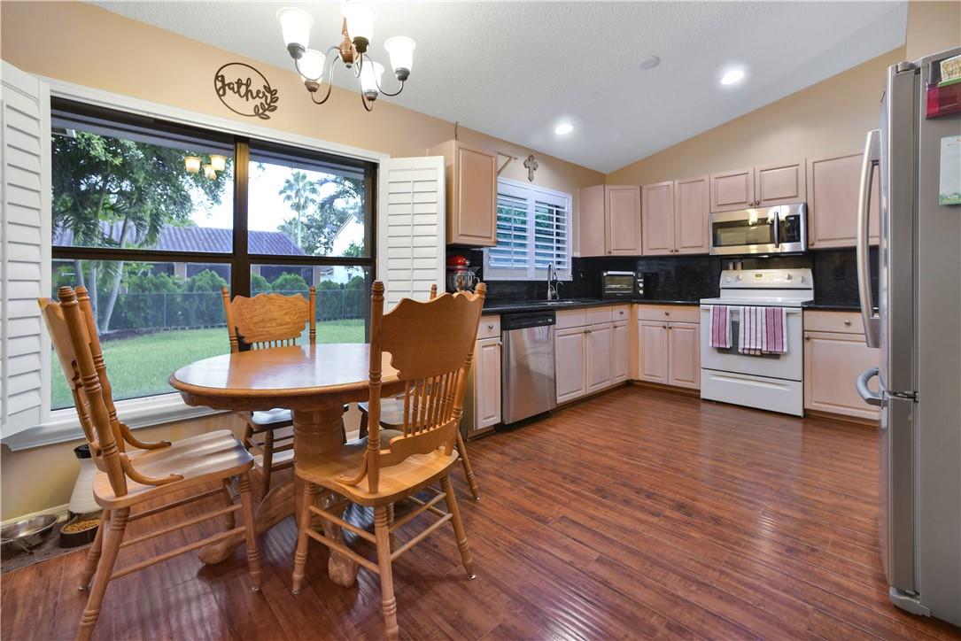 Royal Land Amd 132-20 B - Residential