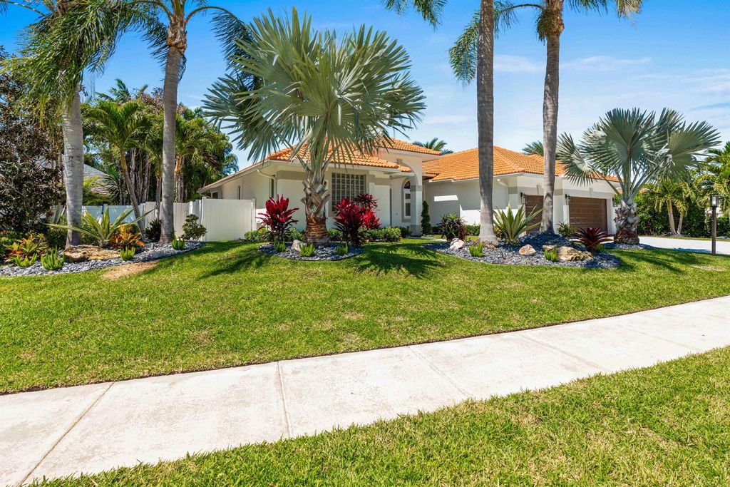 Photo of 2785 Biarritz Drive, Palm Beach Gardens, FL 33410 (MLS # R10979289)