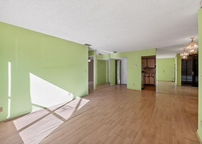 APPLEWOOD VILLAGE IV-E CO - Residential