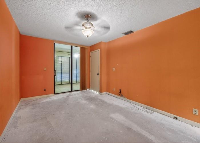 APPLEWOOD VILLAGE IV-E CO - Residential