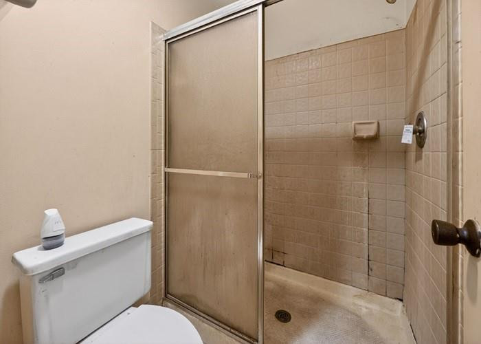 APPLEWOOD VILLAGE IV-E CO - Residential