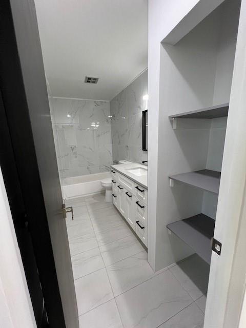 6050 SW 27th St 206