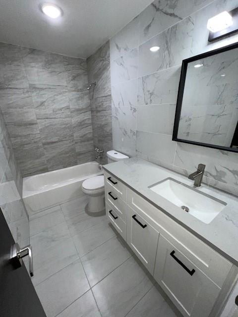 MIAMI GARDENS ESTATES SEC 2 - Residential Lease