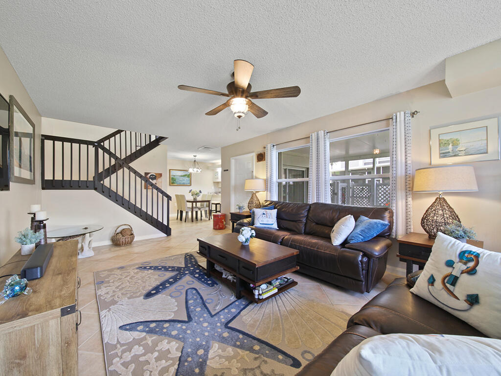 STAMFORD AT SUNSET TRACE A PLAT OF - Residential