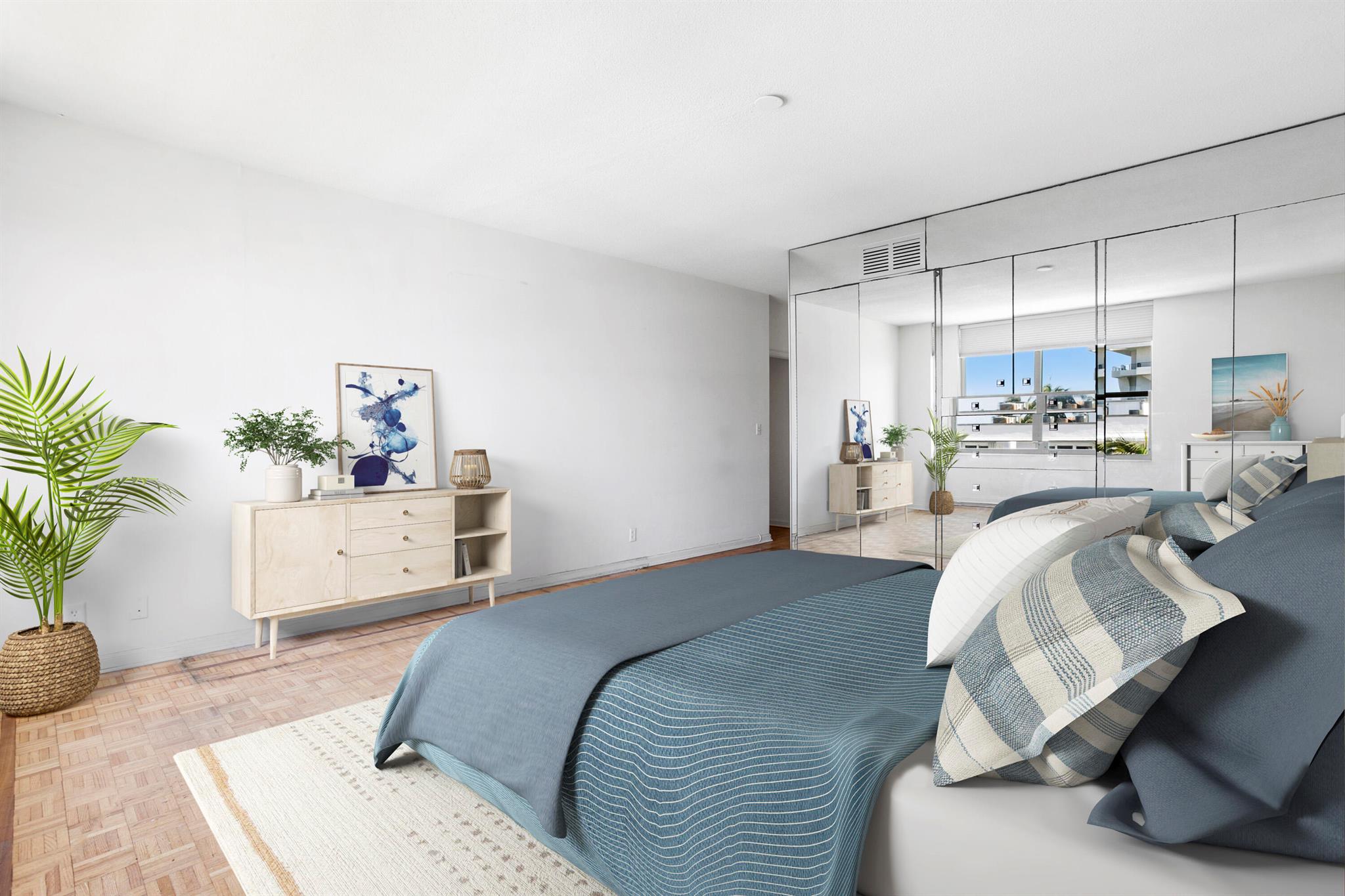 LOWELL HOUSE CONDO - Residential