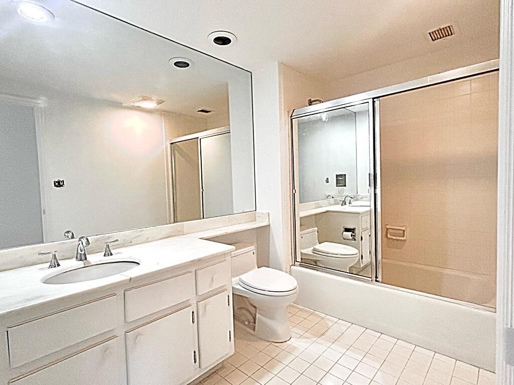 LOWELL HOUSE CONDO - Residential