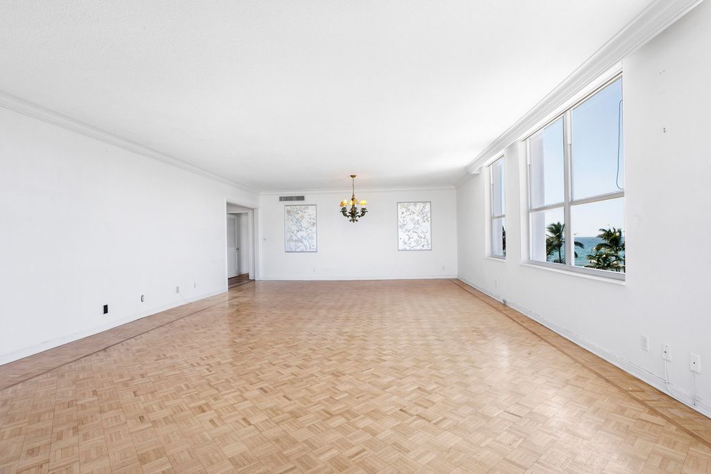 Photo of 340 S Ocean Boulevard #4e, Palm Beach, FL 33480 (MLS # R11109803)