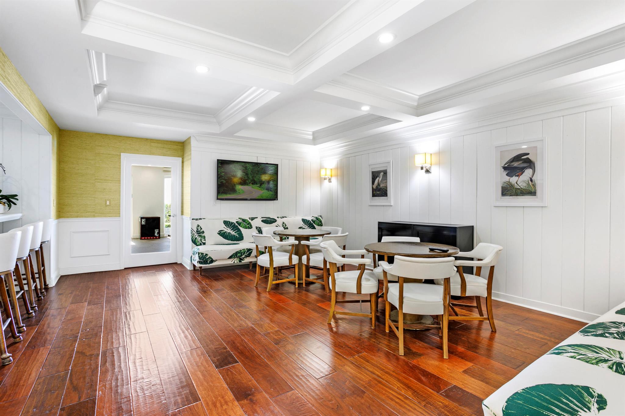 LOWELL HOUSE CONDO - Residential