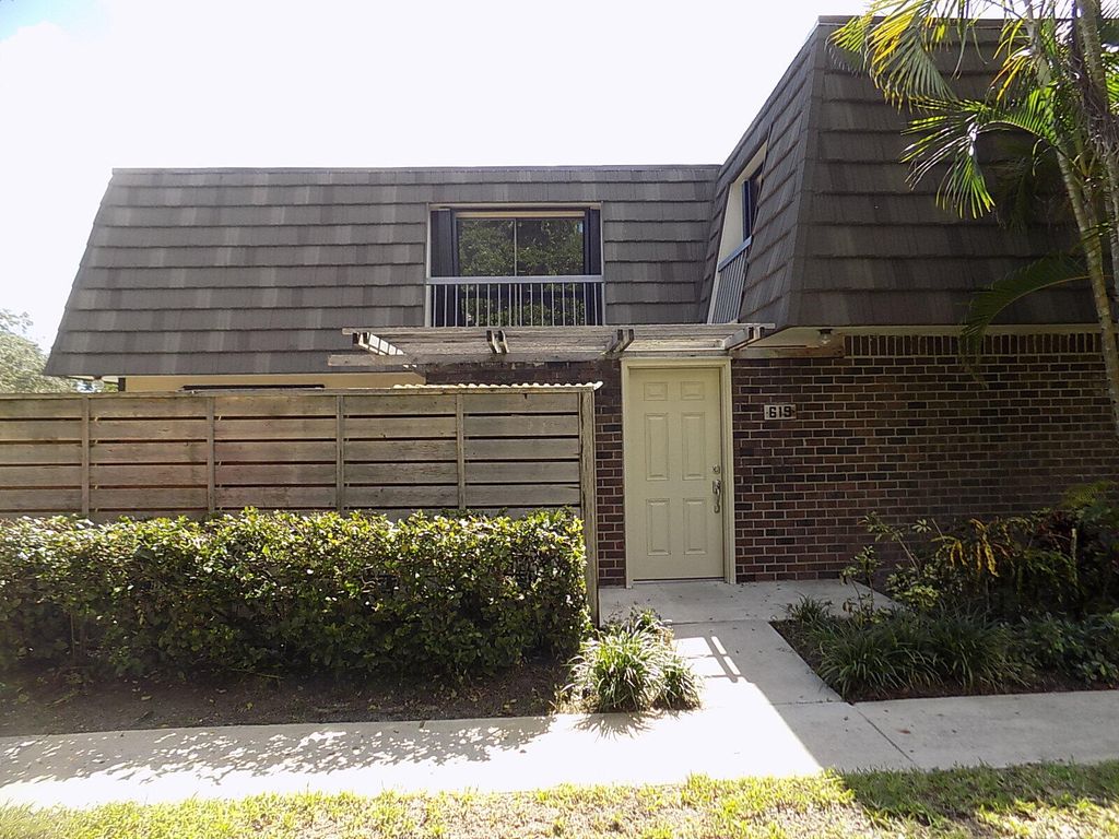 Photo of 619 6th Terrace, Palm Beach Gardens, FL 33418 (MLS # R11164041)