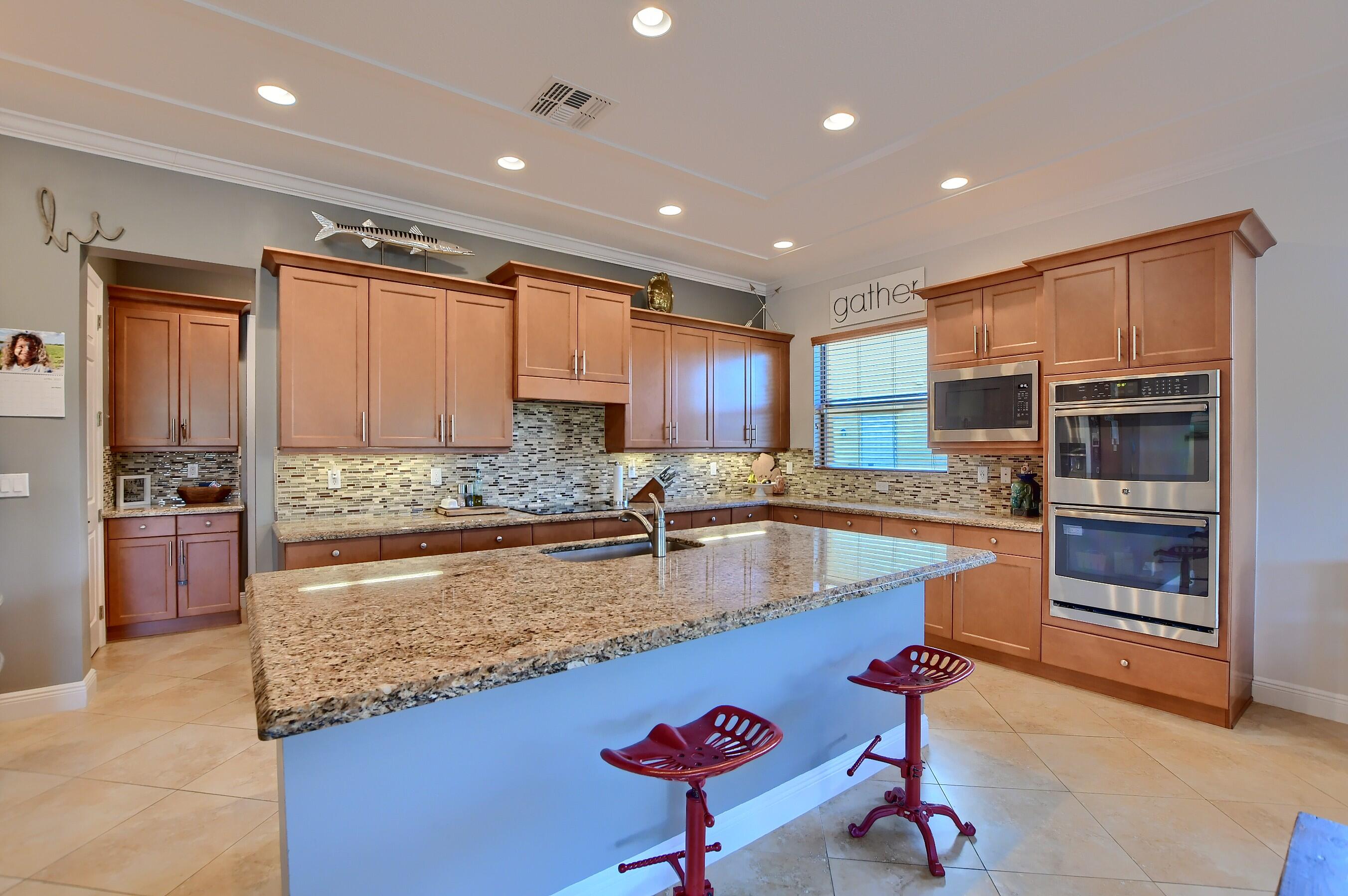 BOCA RESERVE PUD - Residential Lease