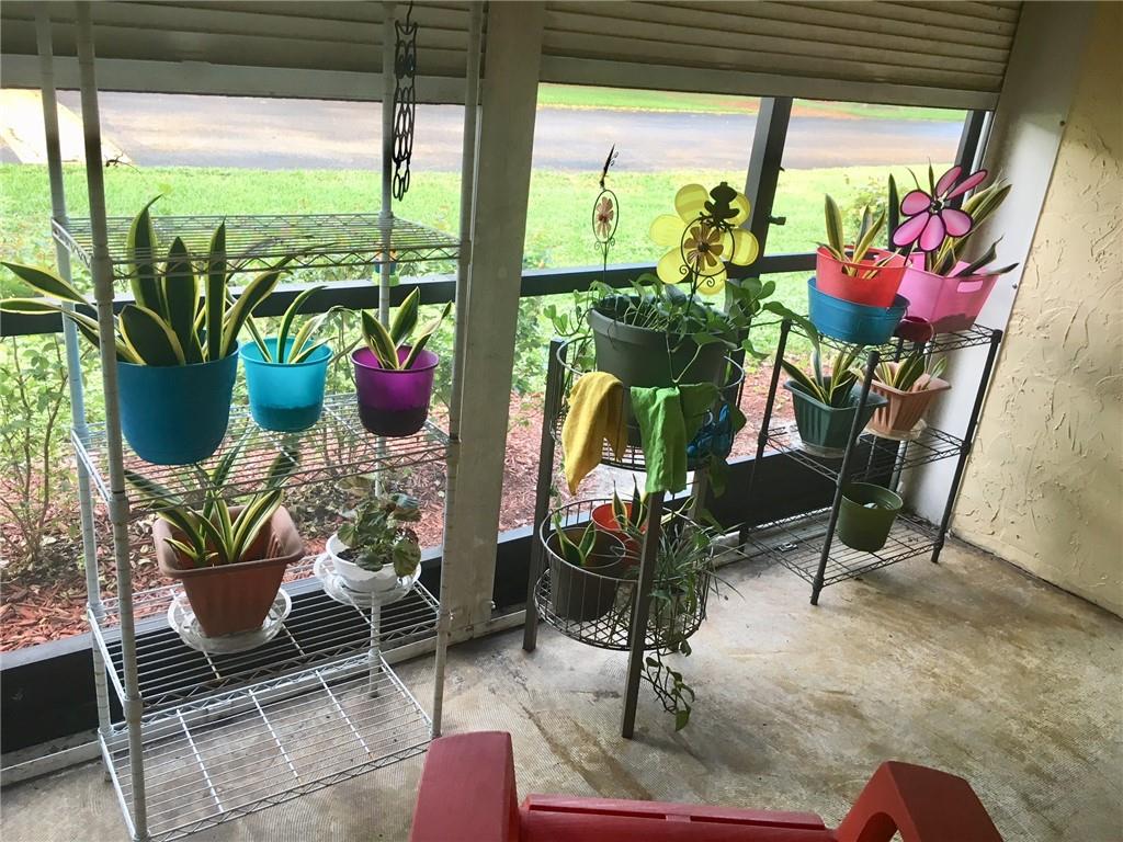 RAMBLEWOOD EAST CONDO - Residential Lease