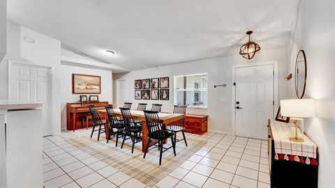 A home in Loxahatchee