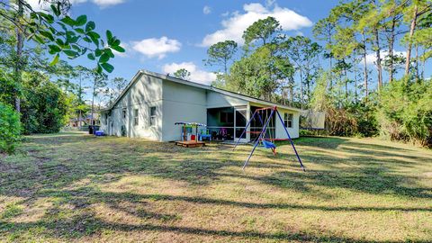 A home in Loxahatchee