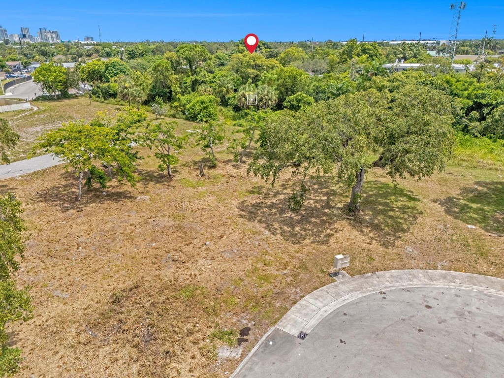 Harris Sub 21-40 B - Land