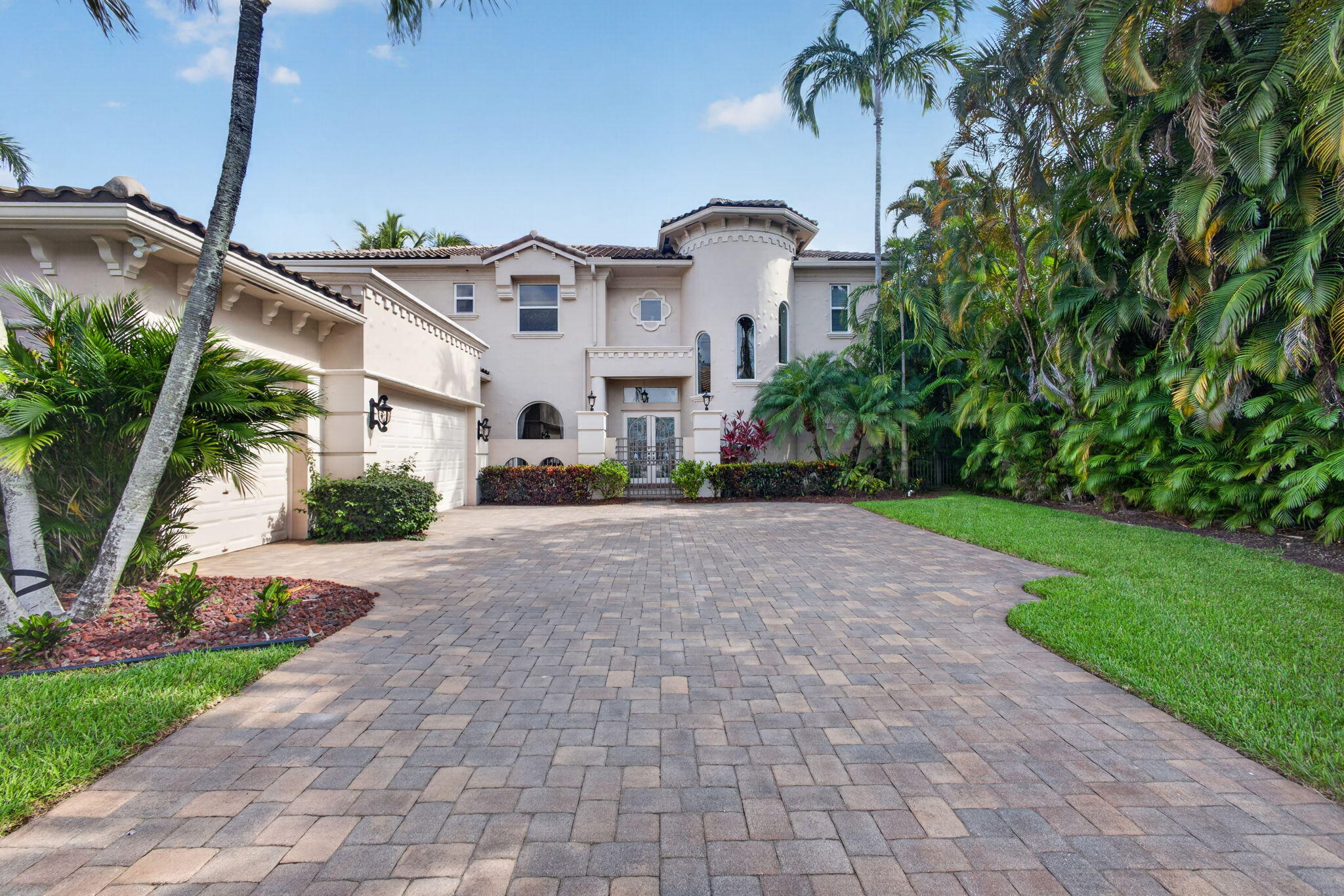 5133 Isabella Drive