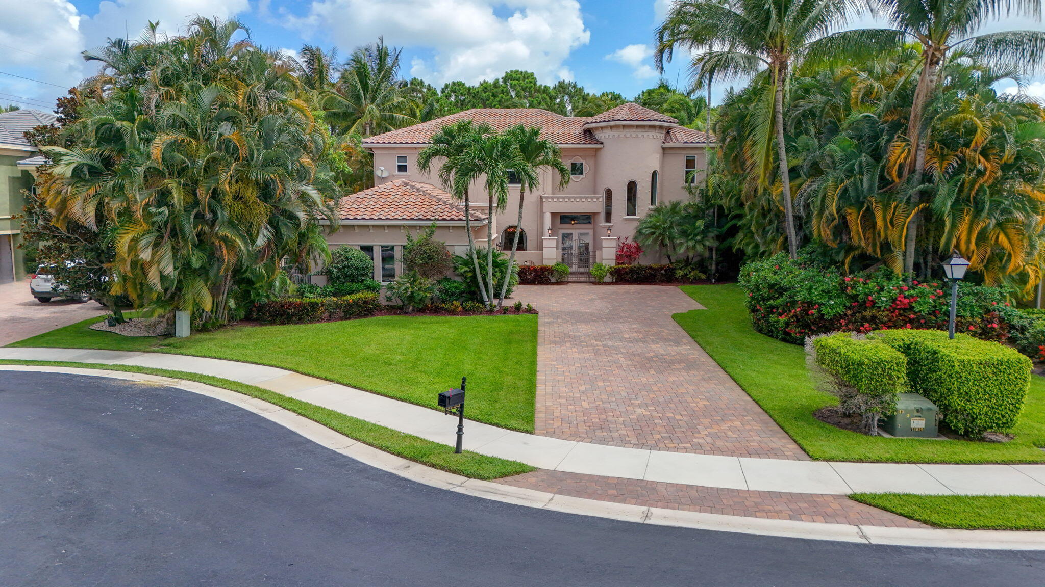 5133 Isabella Drive