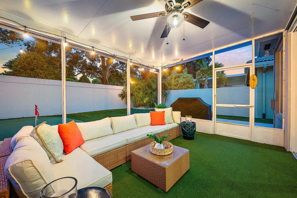 Photo of 104 S Hampton Drive, Jupiter, FL 33458 (MLS # R11016814)