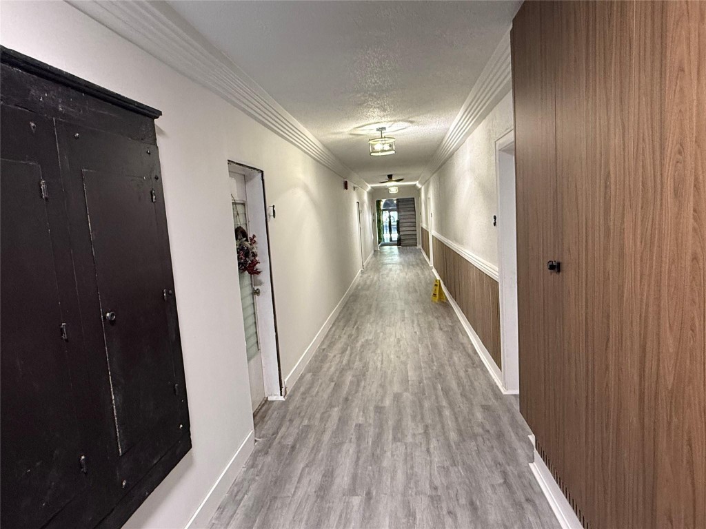 HOLLYWOOD - Residential Lease