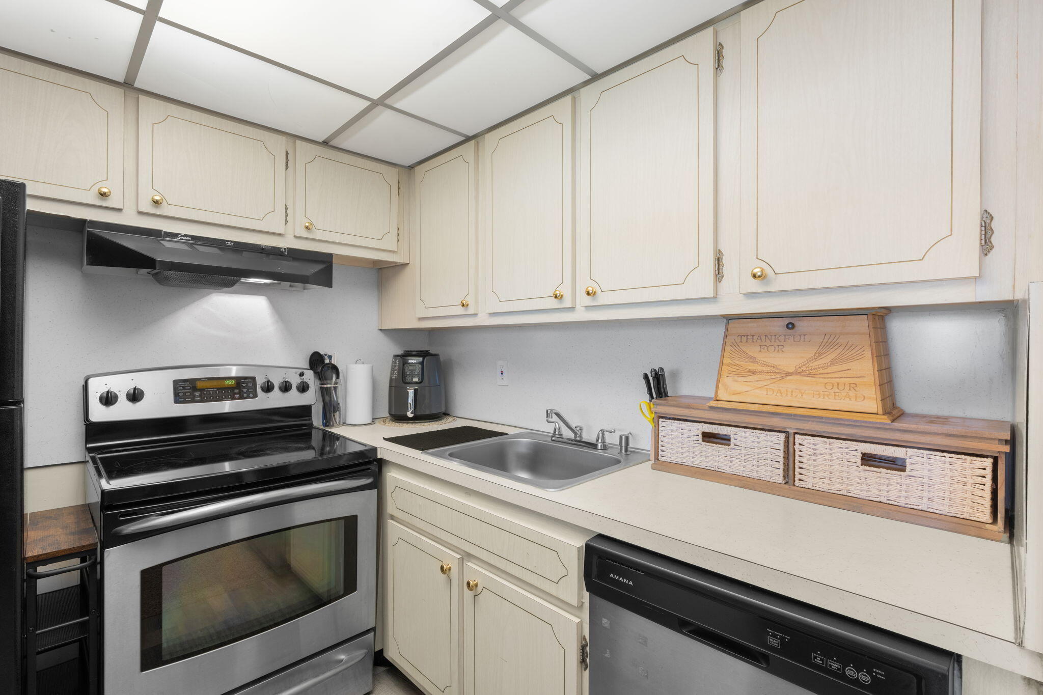 STERLING VILLAGE 740 CONDO - Residential