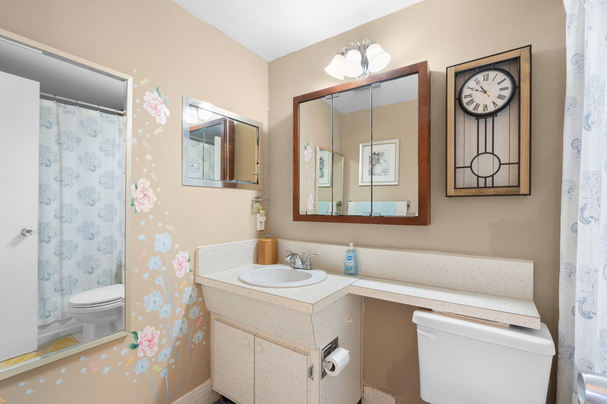 STERLING VILLAGE 740 CONDO - Residential