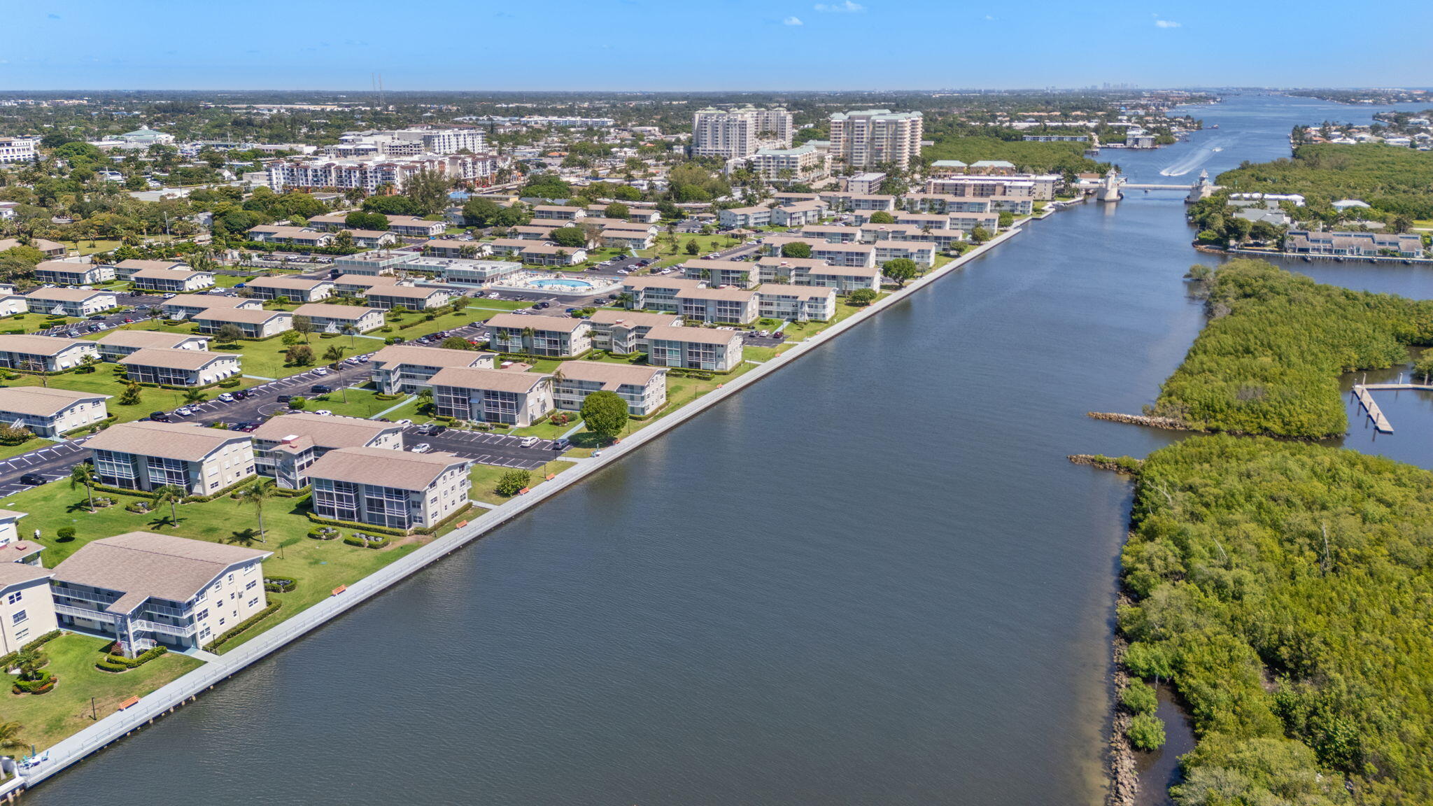 STERLING VILLAGE 740 CONDO - Residential
