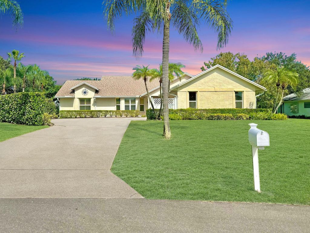 Photo of 8001 SE Pilots Cove Terrace, Hobe Sound, FL 33455 (MLS # R11026116)