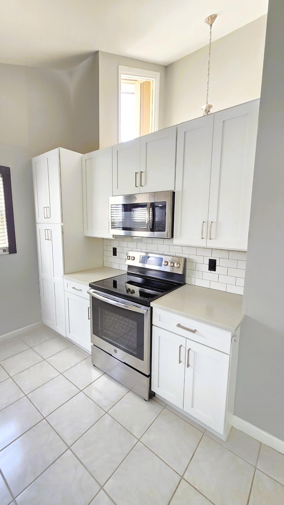 MAPLECREST - Residential