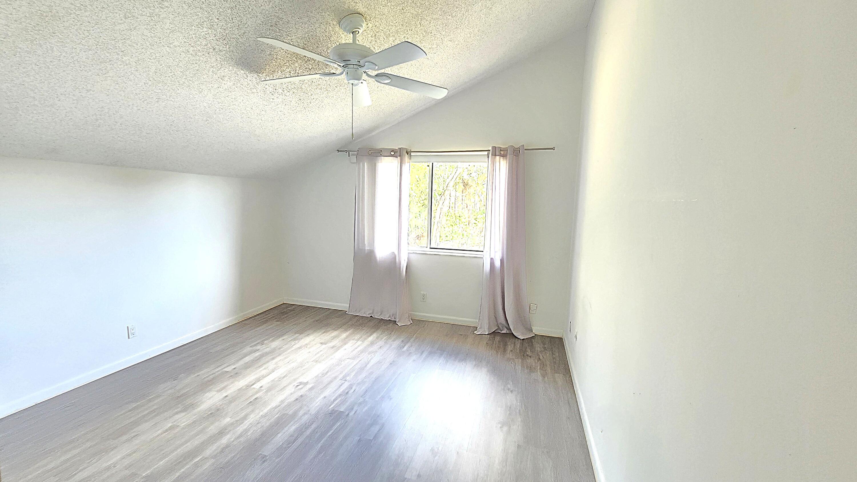 MAPLECREST - Residential