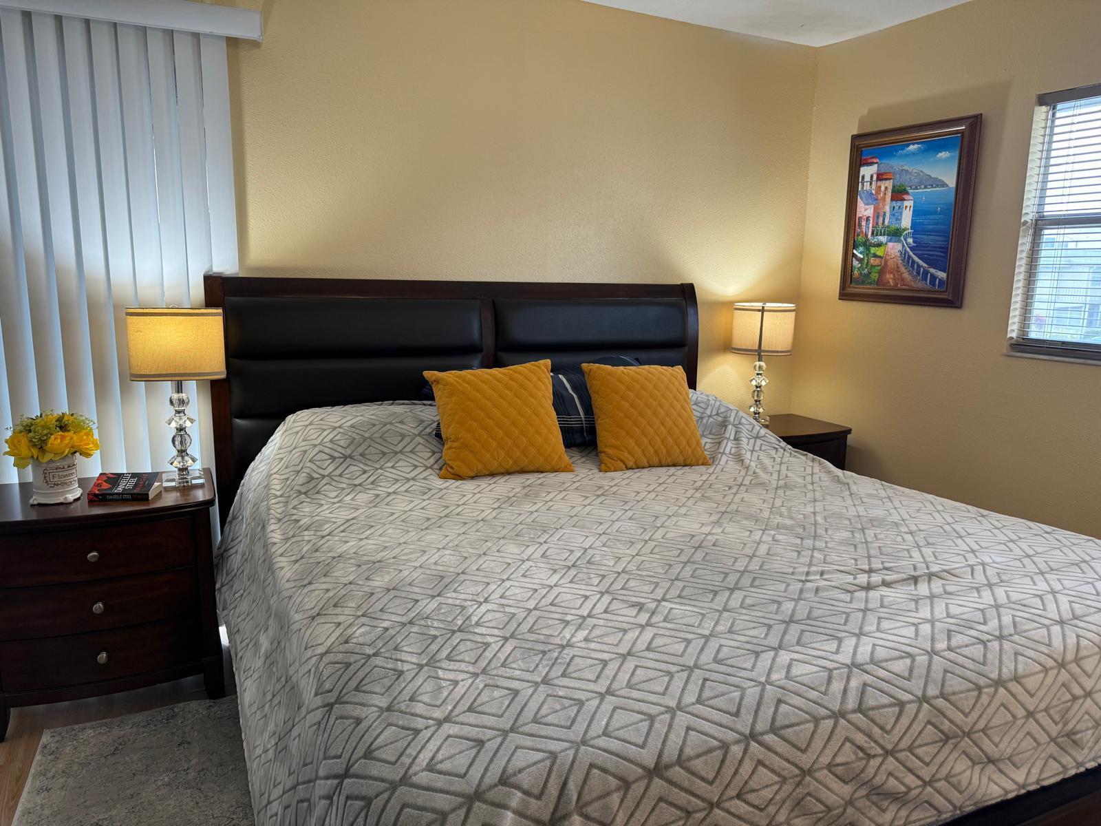 KINGS POINT MONACO CONDOS - Residential