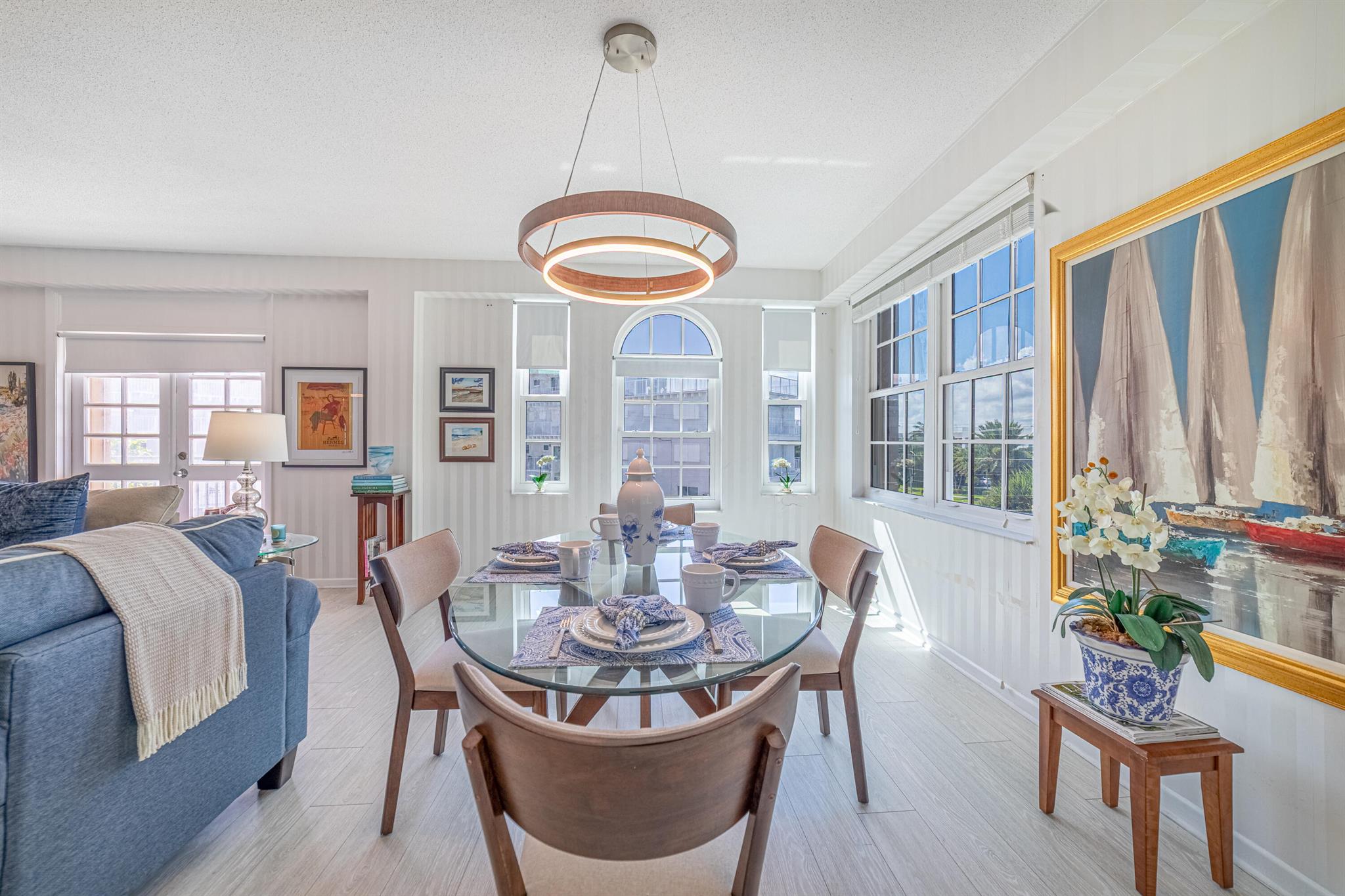 LA BONNE VIE CONDO - Residential