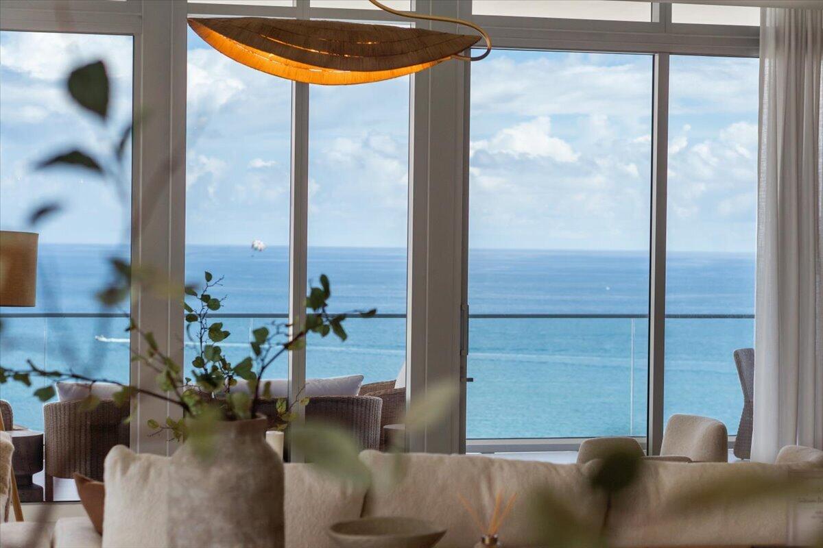 153 N Seabreeze Boulevard 2602-S