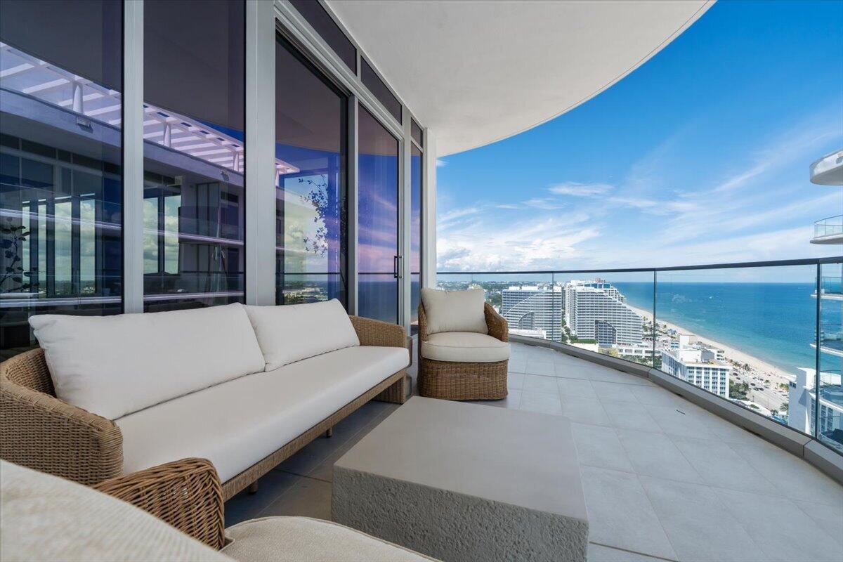 153 N Seabreeze Boulevard 2602-S