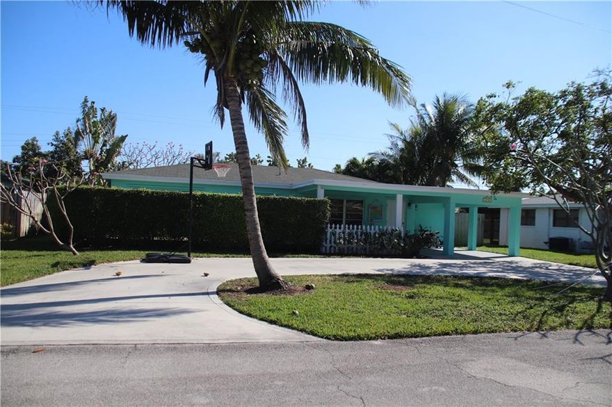 Welcome to this warm, tropical home in East Boca Raton! Light and bright throughout this 3 bedroom, 2 bath home that's only minutes from the beach.