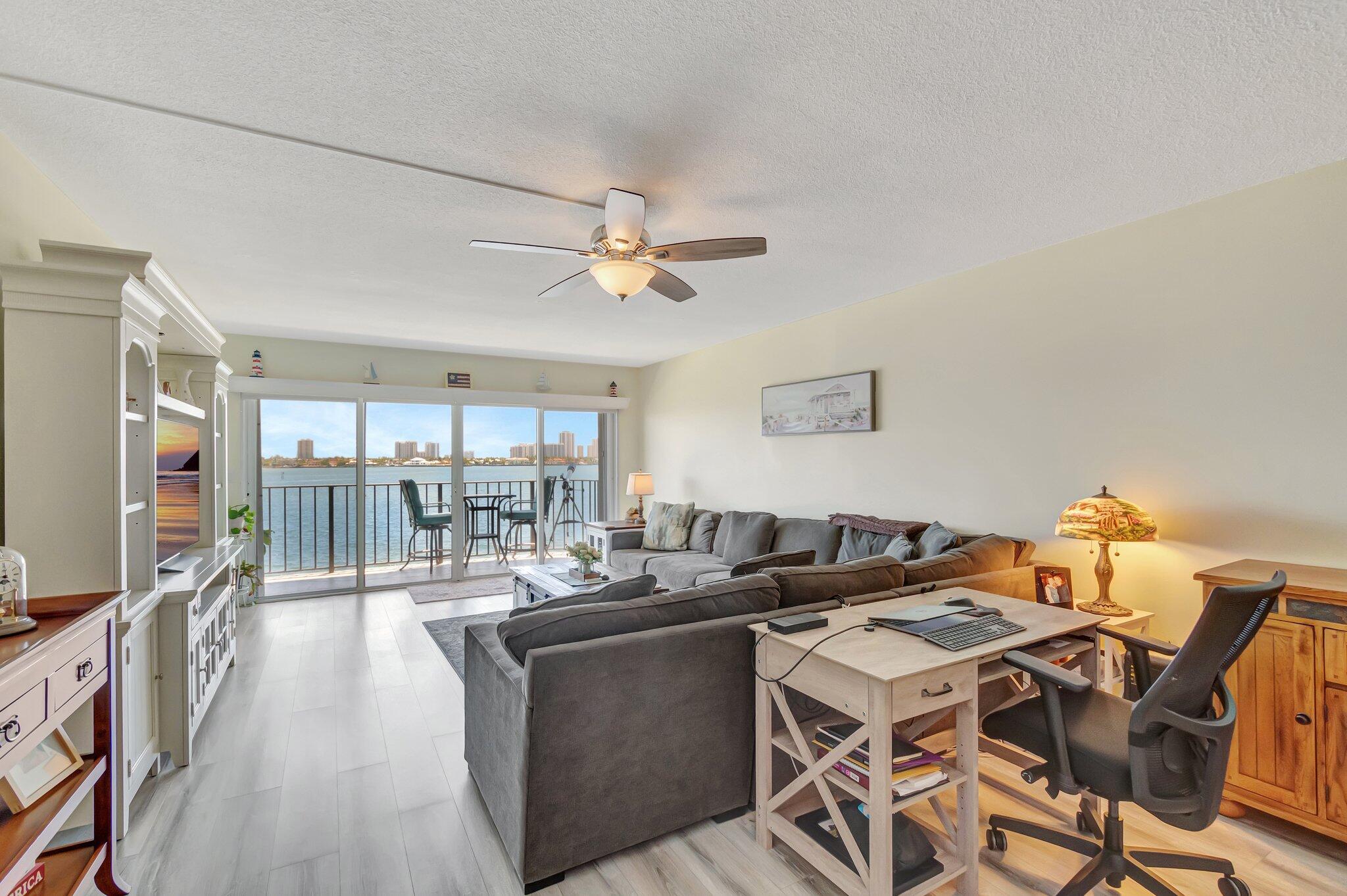 801 Lake Shore Drive 405