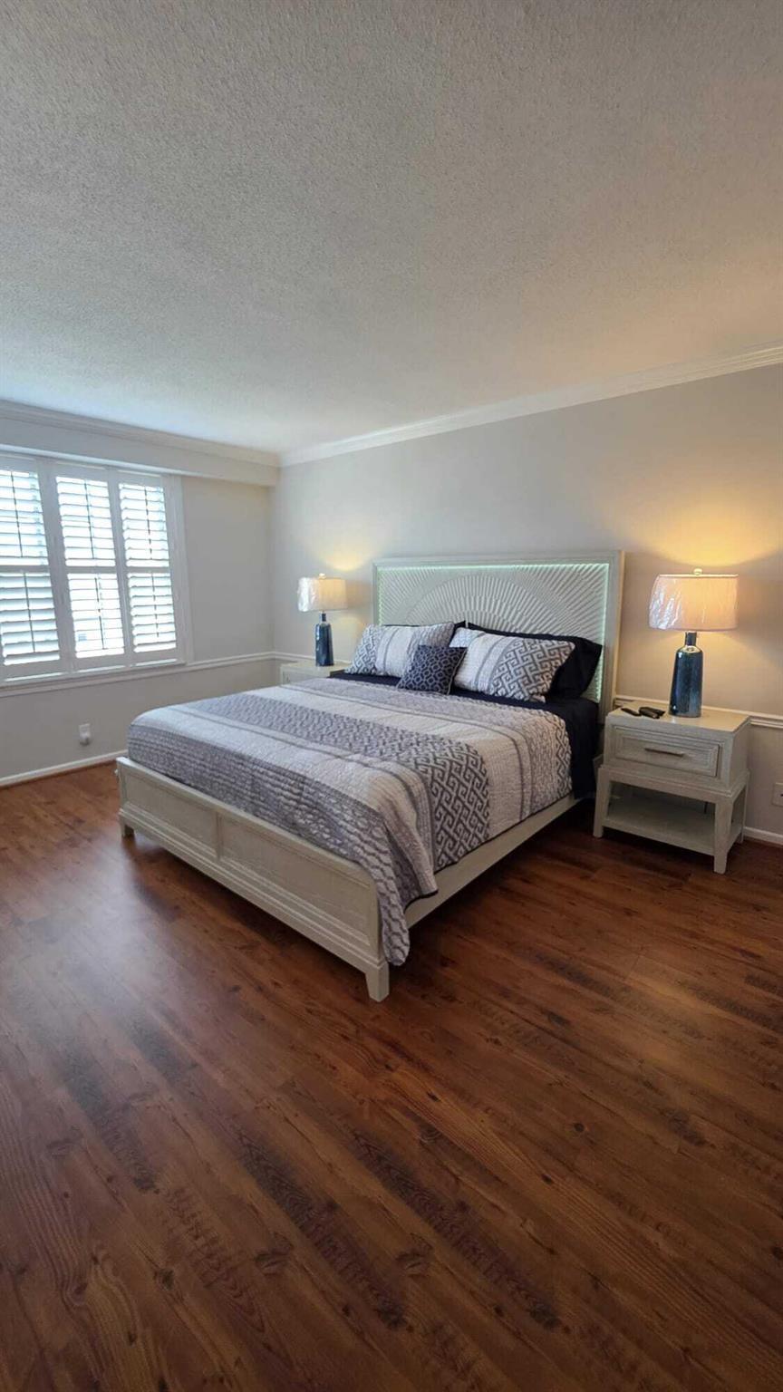 LA BONNE VIE CONDO - Residential Lease