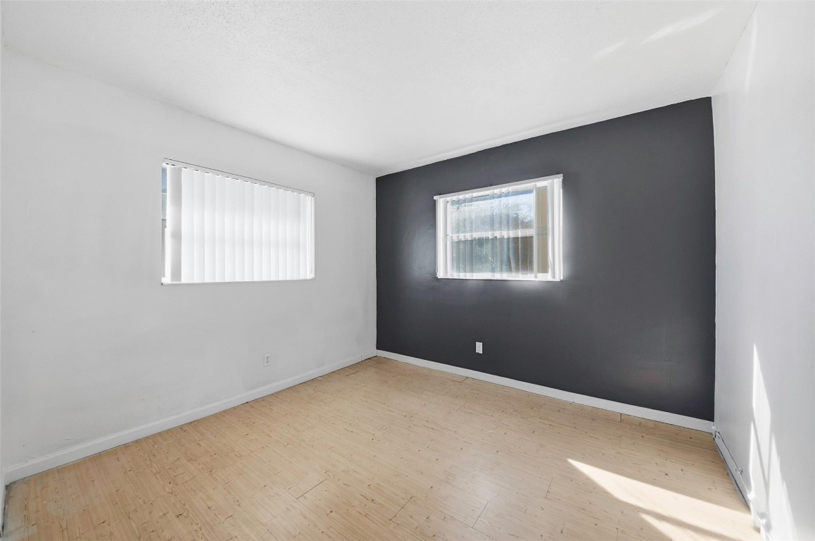 Broward Park 25-49 B - Residential Income