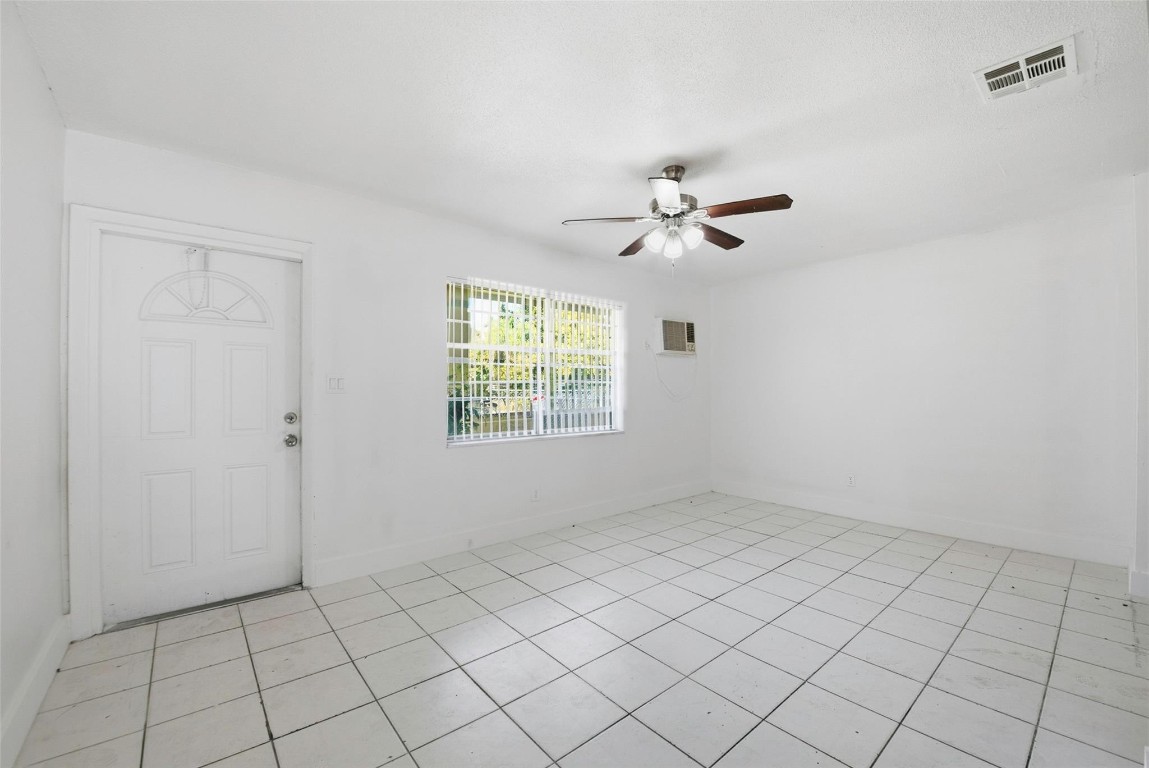 Broward Park 25-49 B - Residential Income