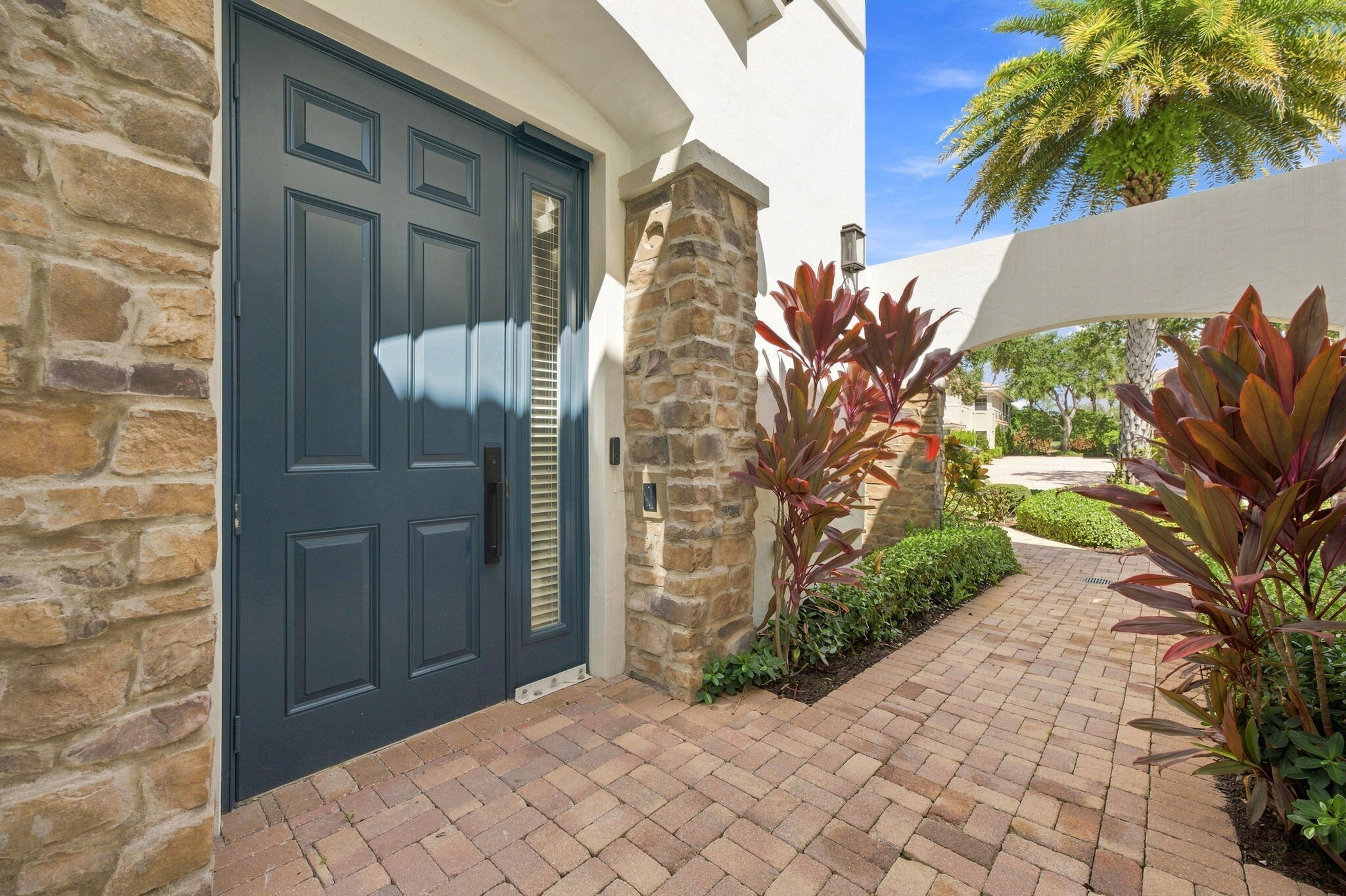 Properties | Stephanie Kaufman 7634 Old Thyme Court