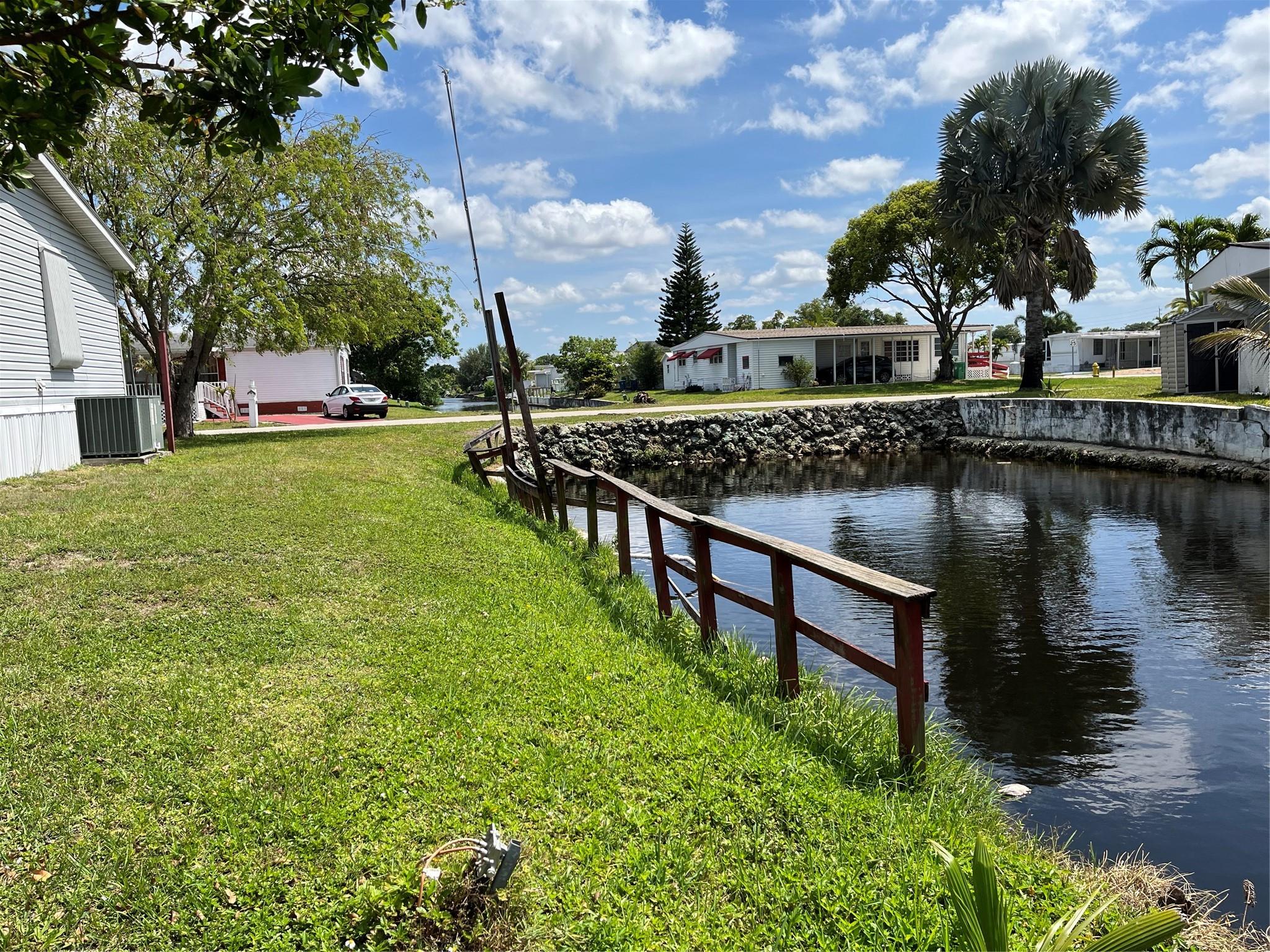 2081 SW 84th Ave, Davie, FL, 33324/$300,000 4 2081 SW 84th Ave