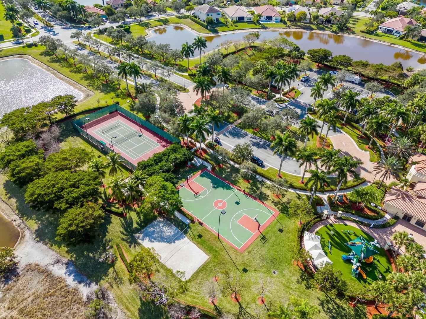 PORTOSOL REPL NO 4 - Residential Lease